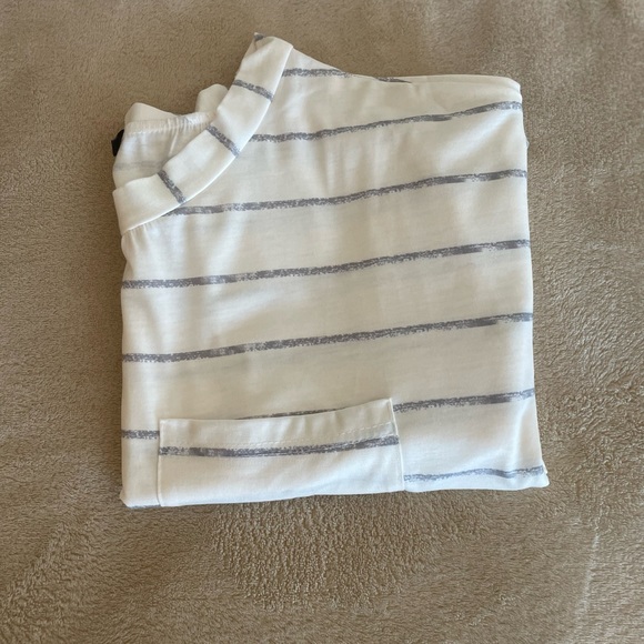 Lightweight Striped Crewneck Top - Size S - Picture 12 of 12